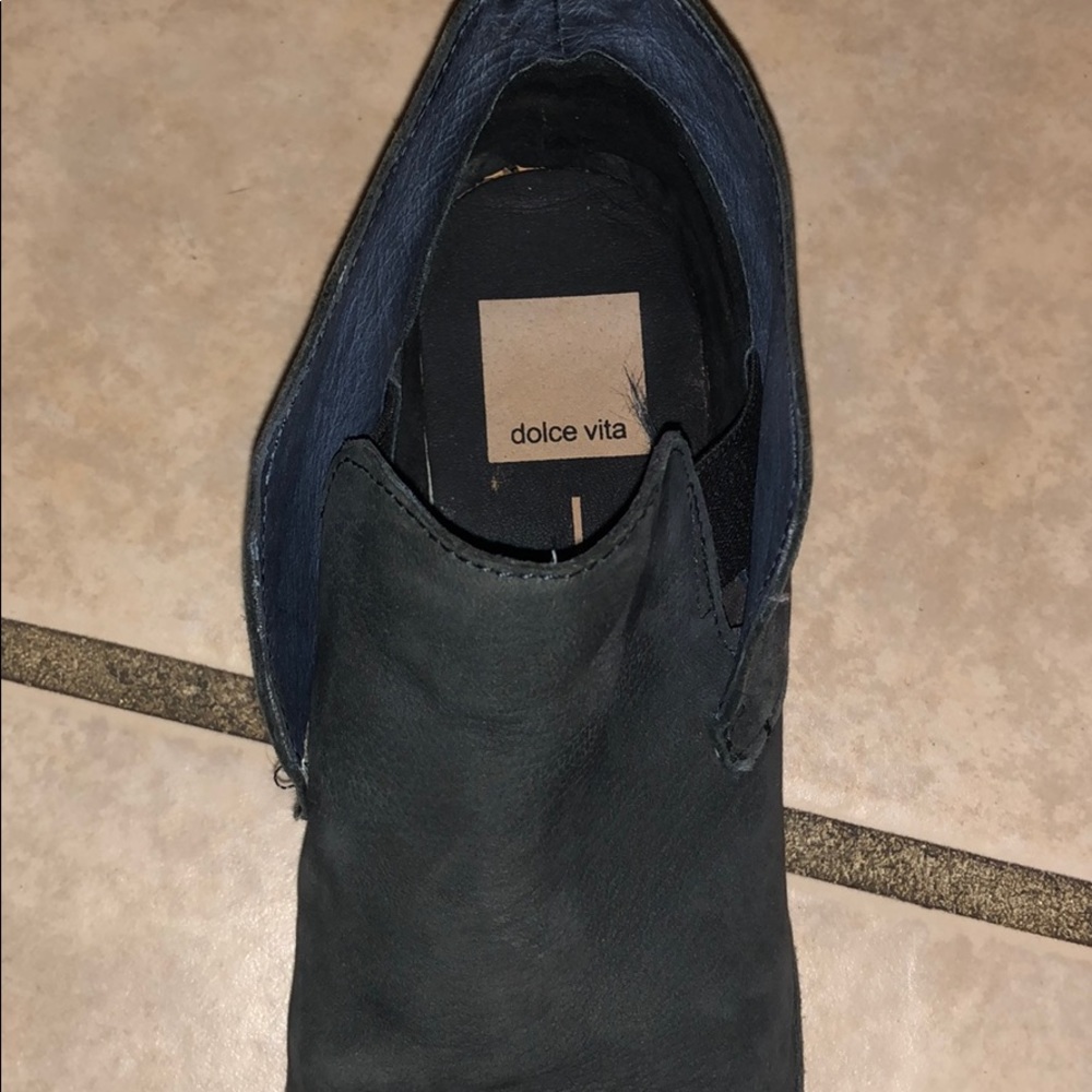 Boots - Picture 3 of 3